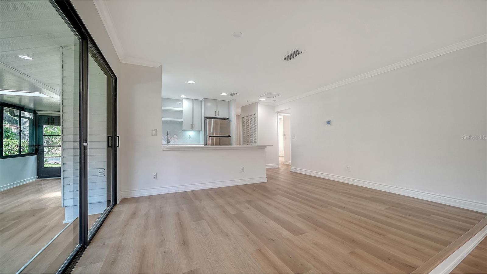 5027 KESTRAL PARK #64