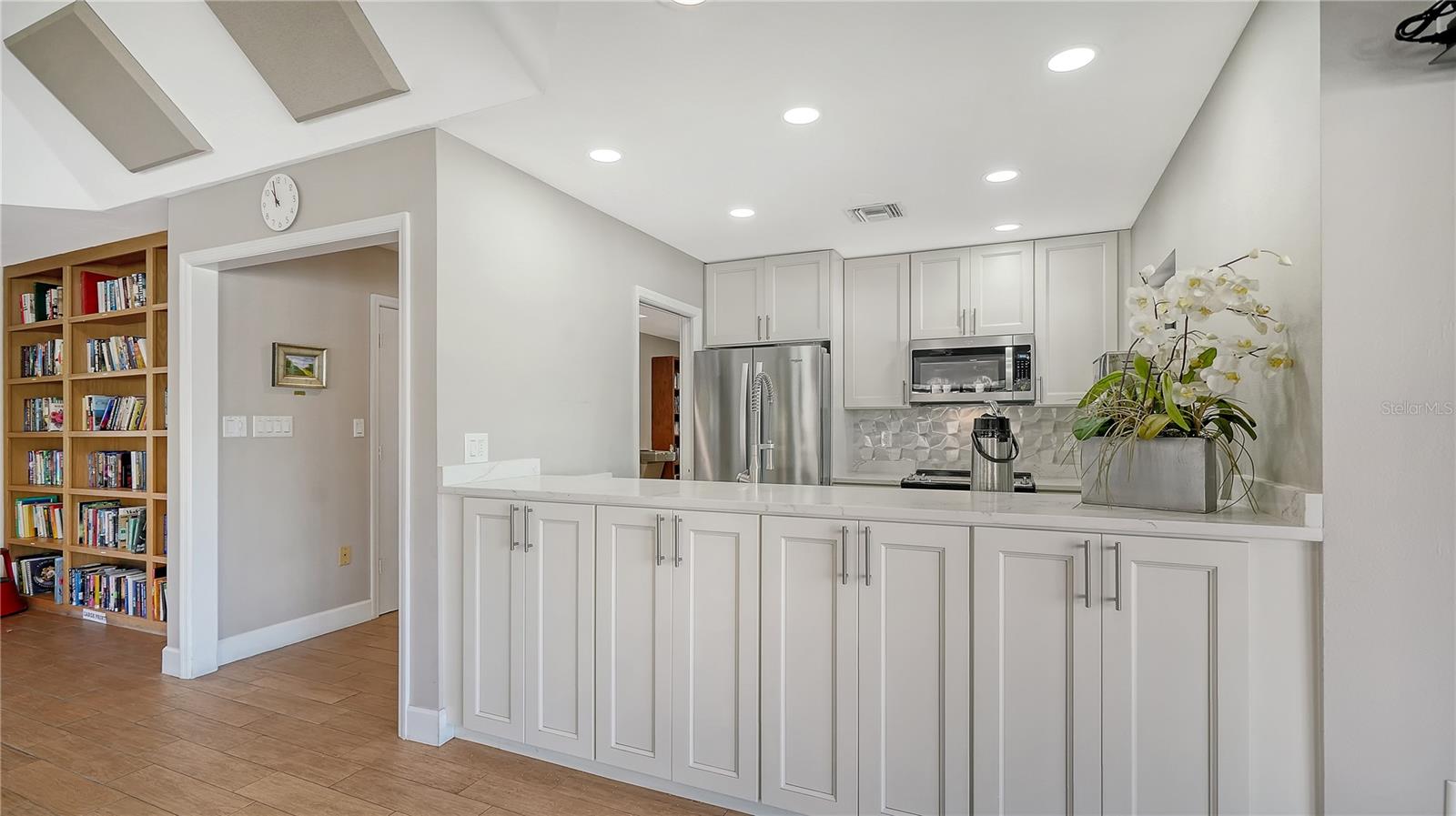 5027 KESTRAL PARK #64