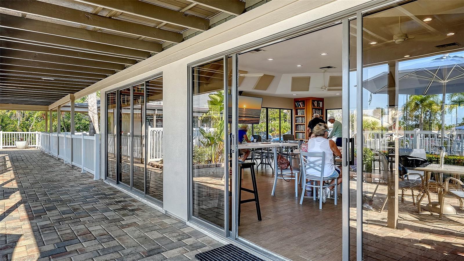 5039 KESTRAL PARK #67