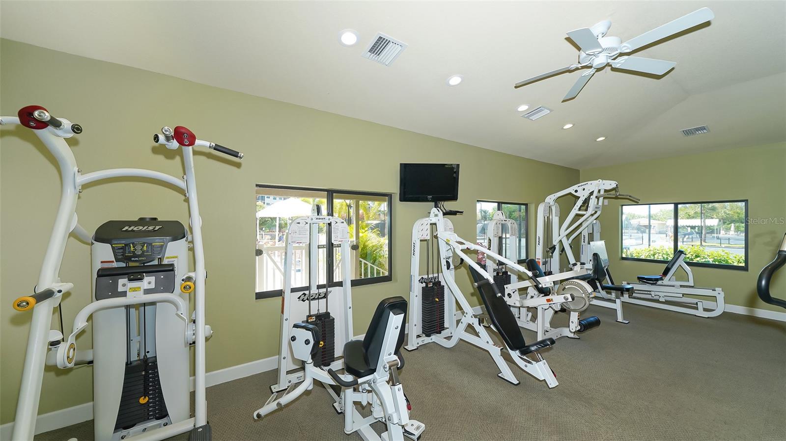 5039 KESTRAL PARK #67