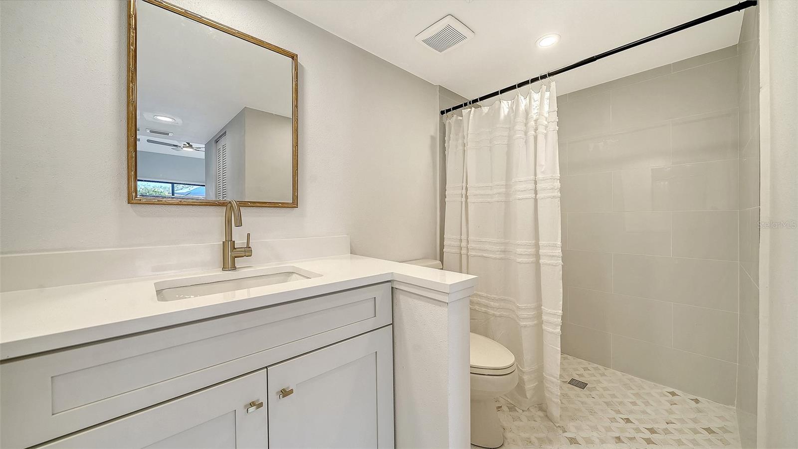 5039 KESTRAL PARK #67