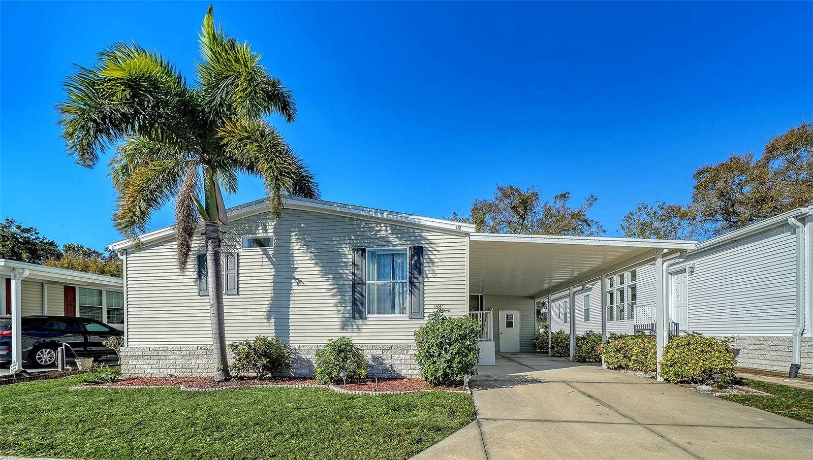 112 OAKWOOD BLVD