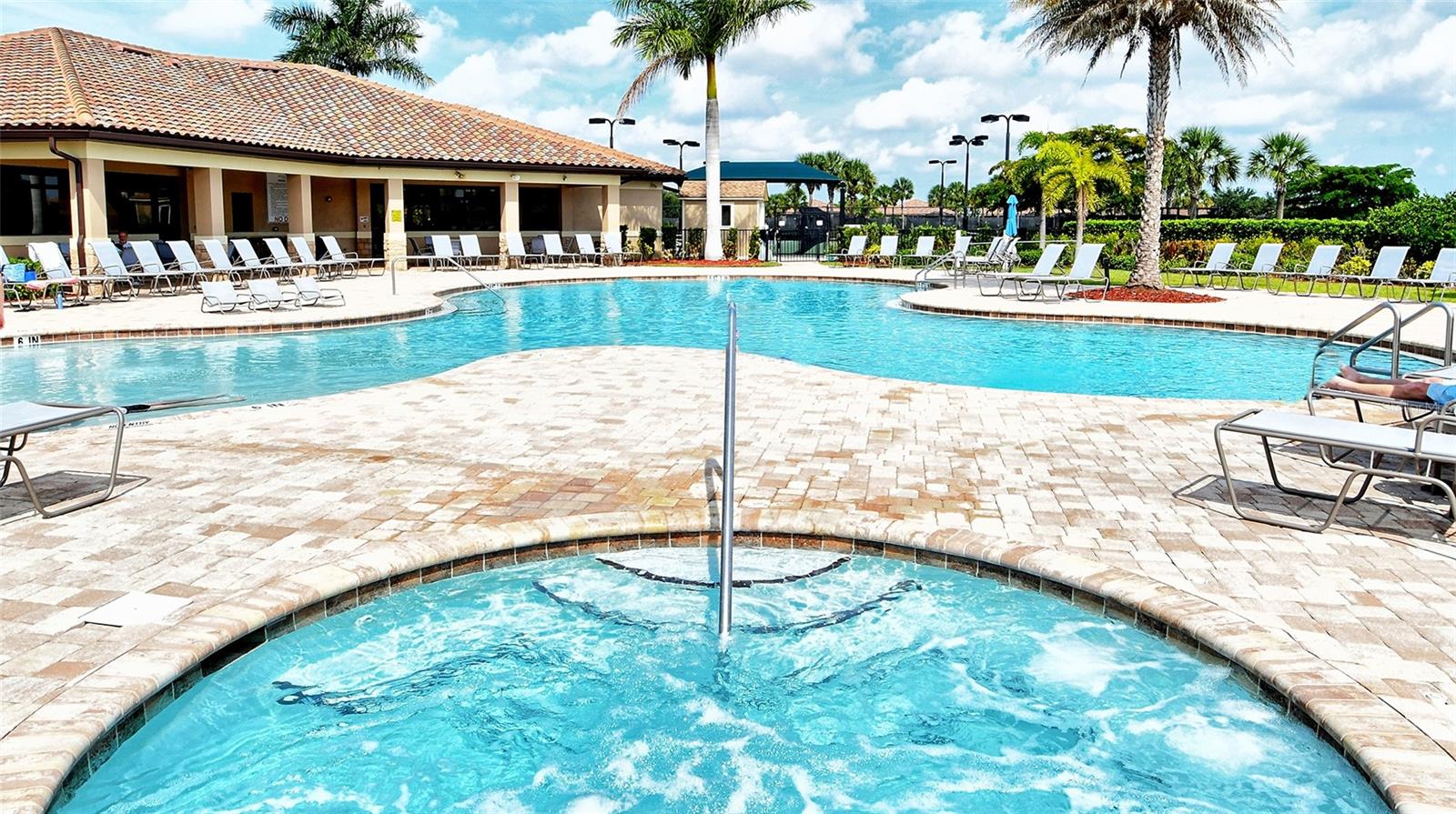 523 GRAND PRESERVE CV