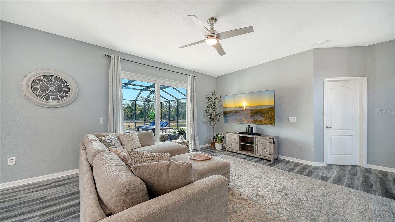 523 GRAND PRESERVE CV