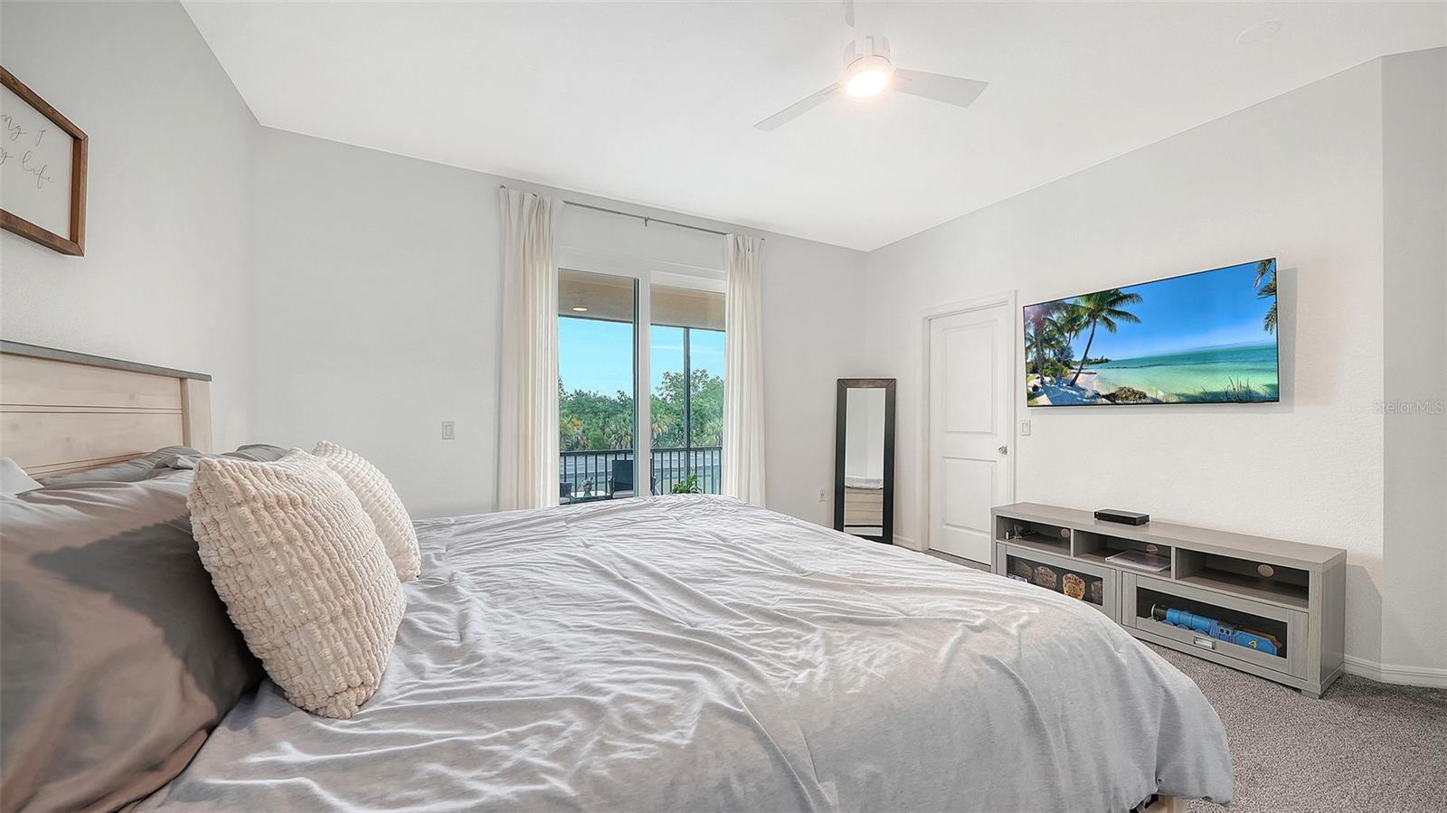 523 GRAND PRESERVE CV