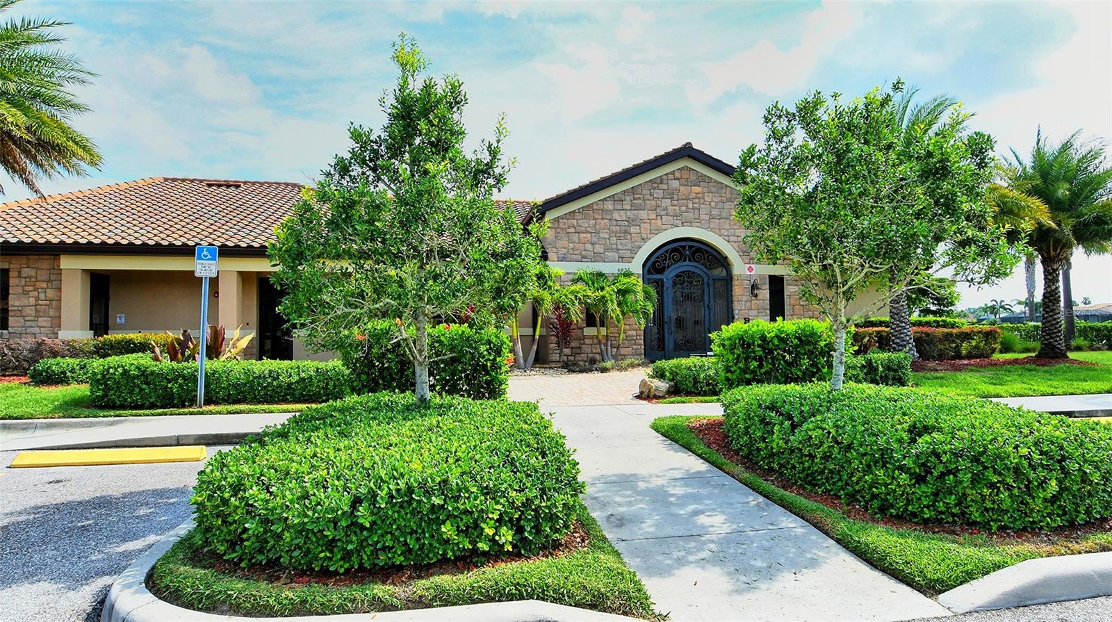 523 GRAND PRESERVE CV