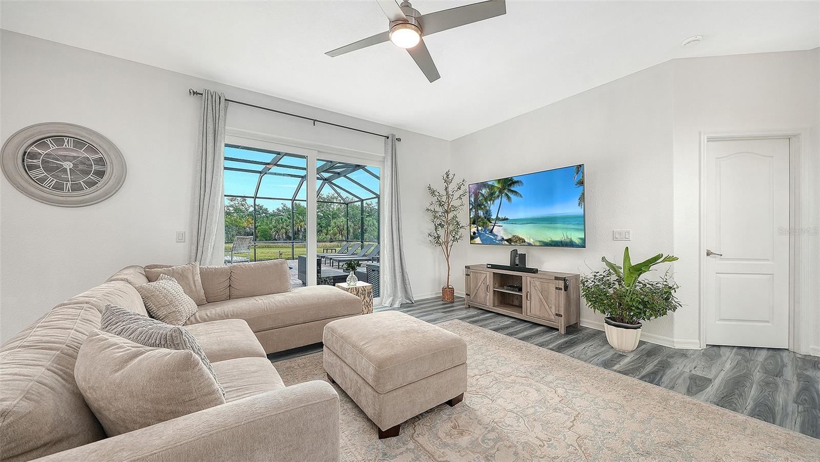 523 GRAND PRESERVE CV