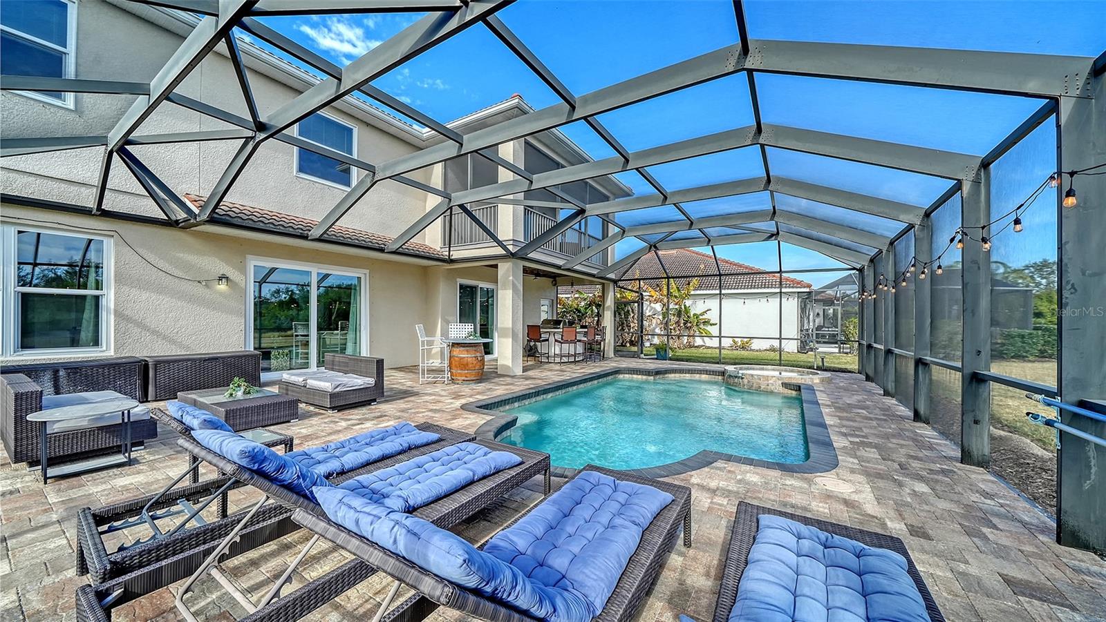 523 GRAND PRESERVE CV