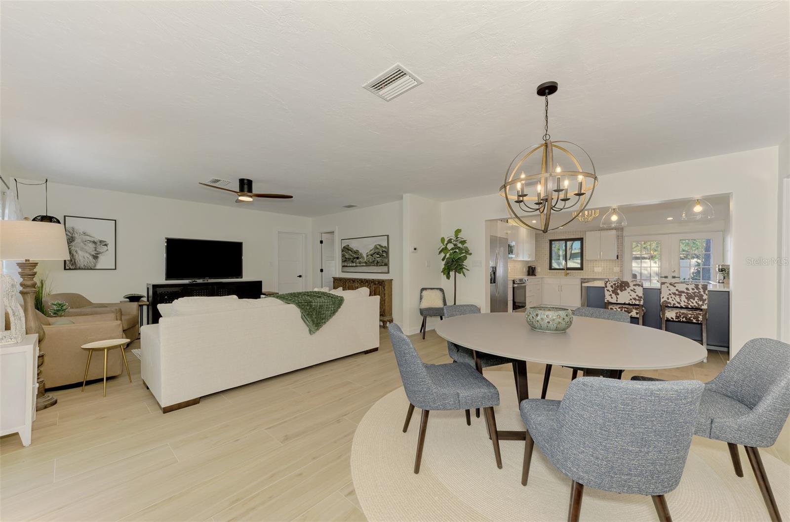 2120 CRAFT LN