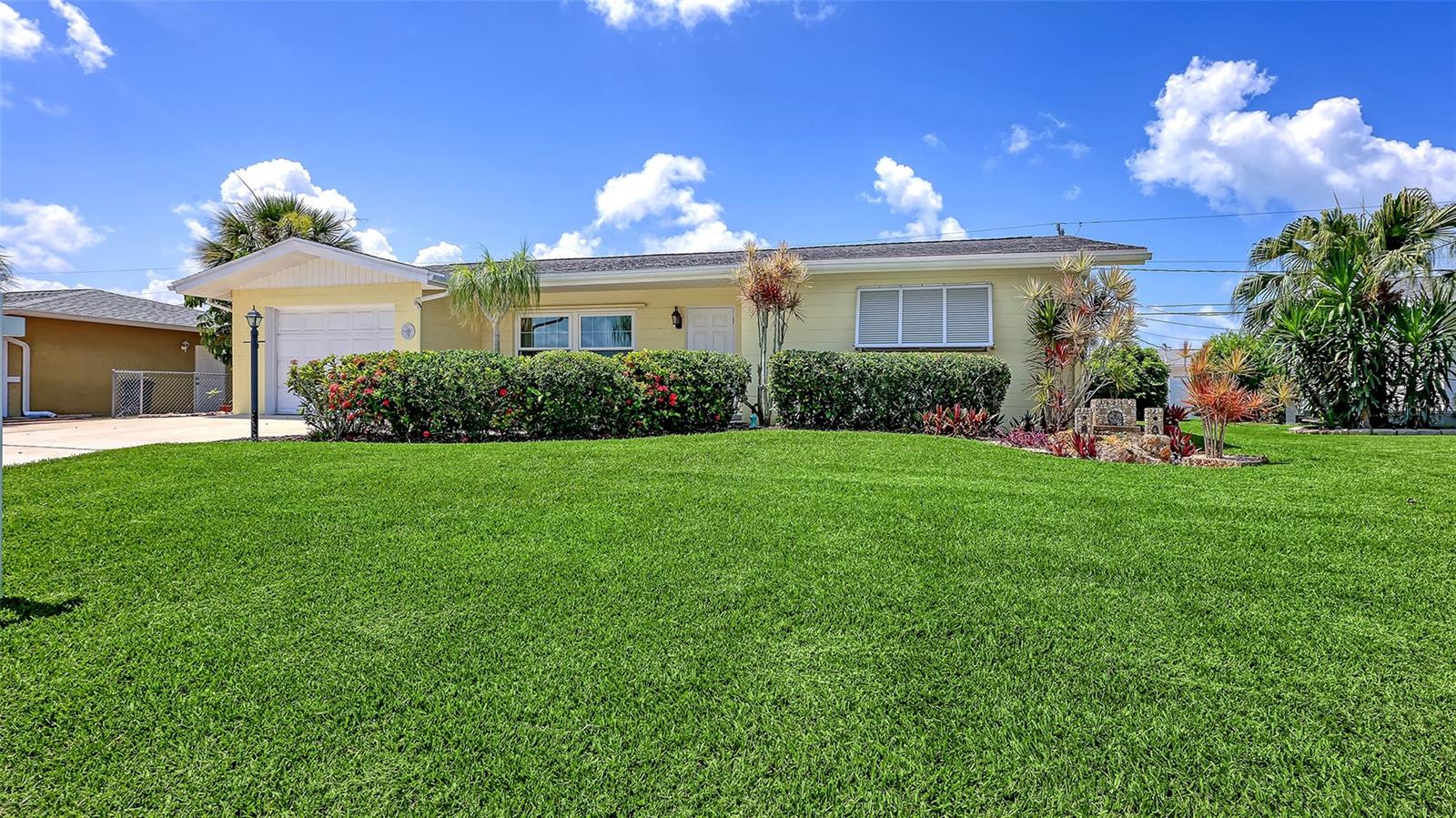 524 GLEN OAK RD