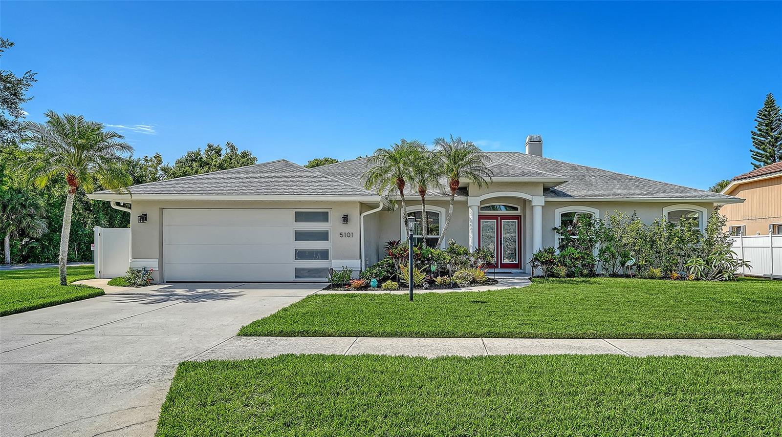 5101 SUNNYDALE CIR N