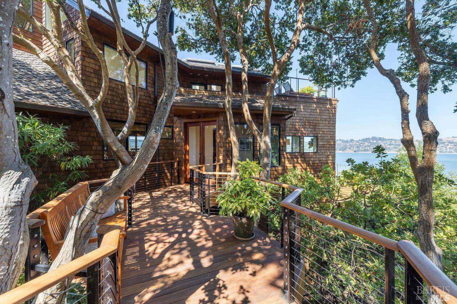 136 Great Circle Drive