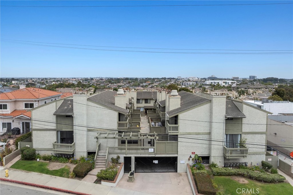 220 S Prospect Avenue 9