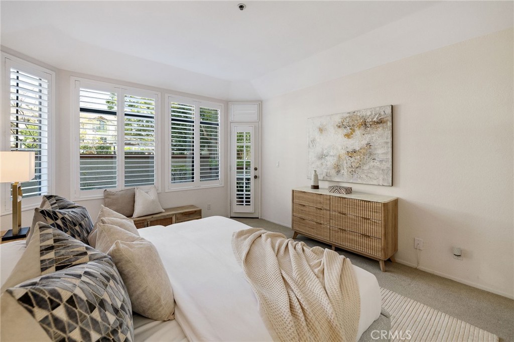 2571 Plaza Del Amo 109