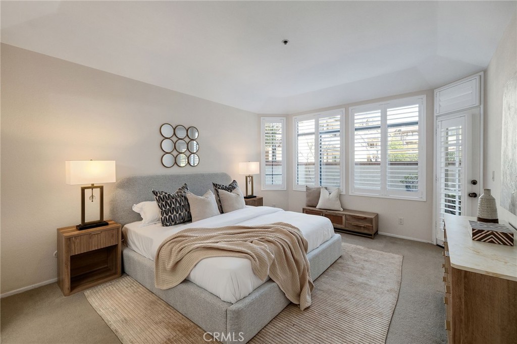 2571 Plaza Del Amo 109