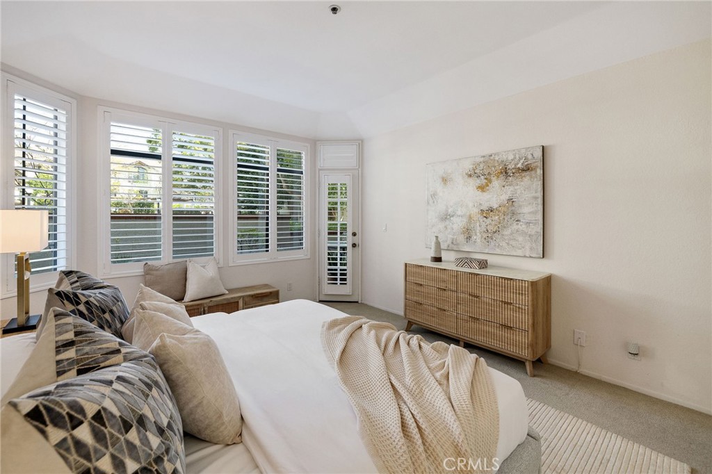 2571 Plaza Del Amo 109