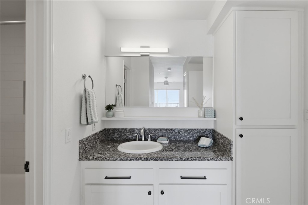 565 Esplanade 312
