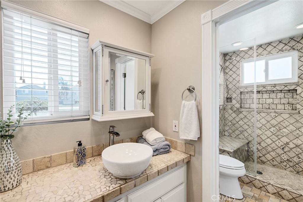 2703 Rockefeller