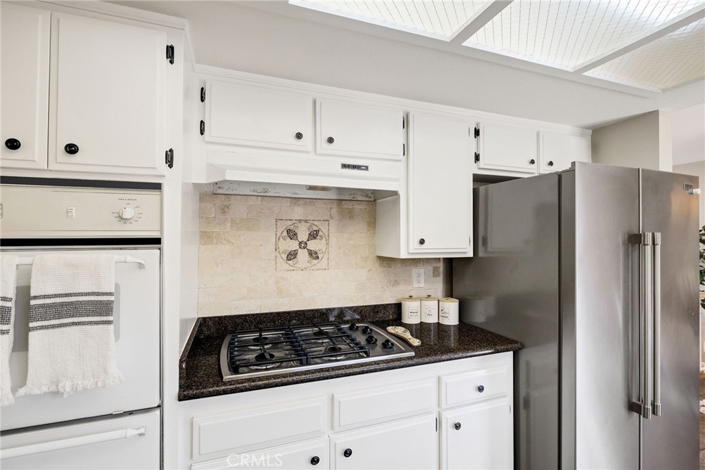 2703 Rockefeller