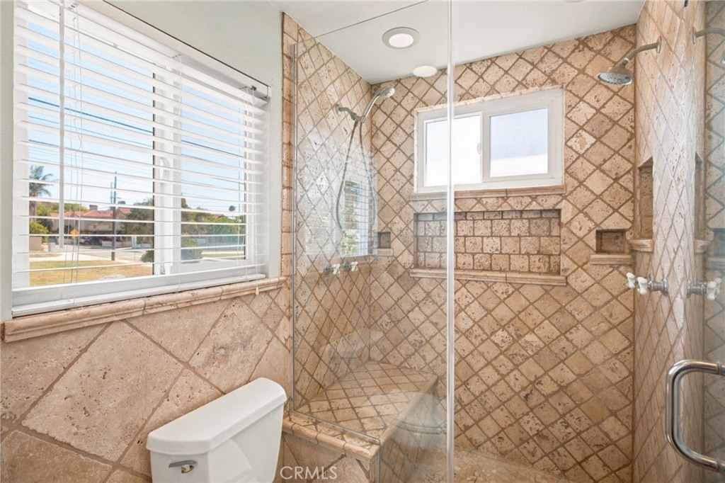 2703 Rockefeller