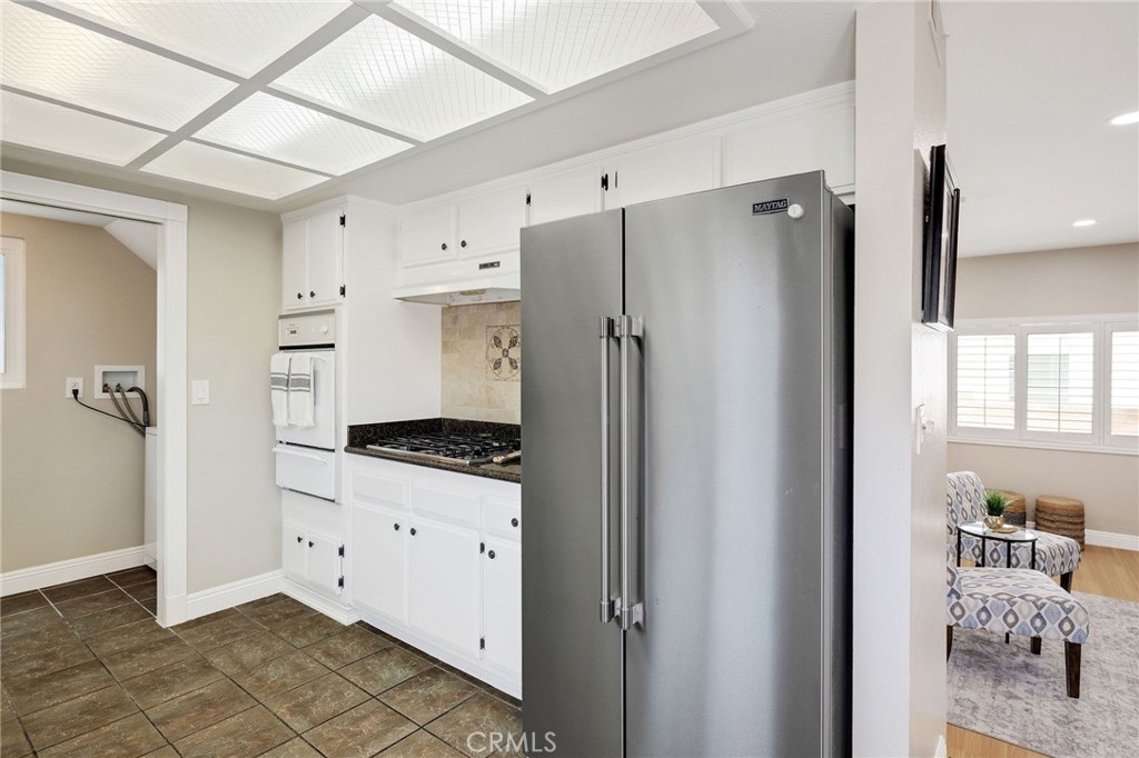 2703 Rockefeller