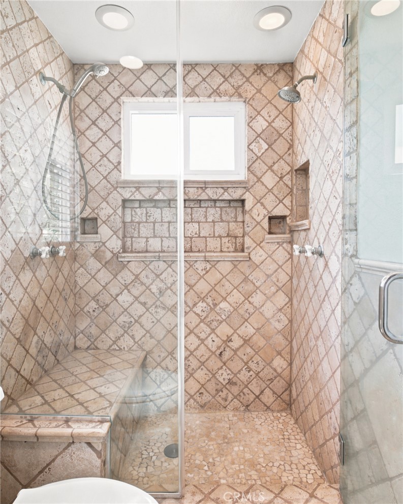 2703 Rockefeller