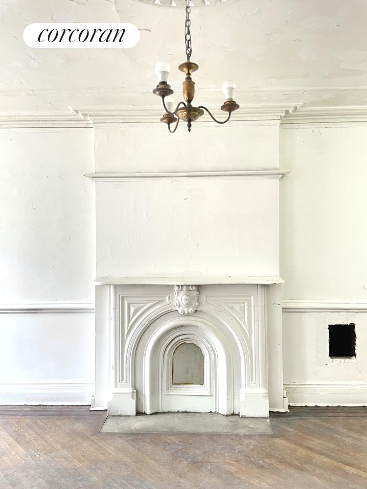 416 GRAND Avenue