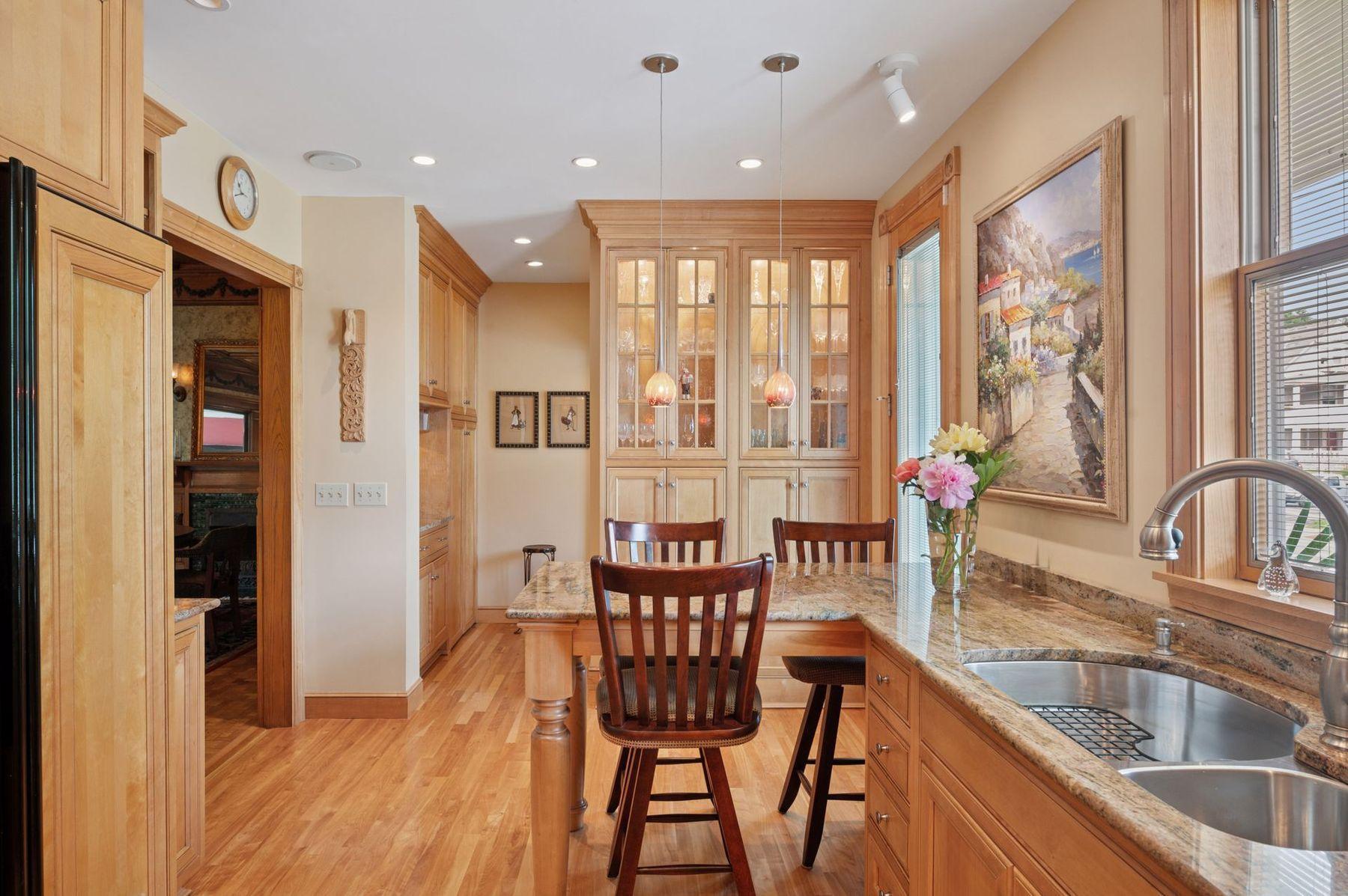 2601 Portland Avenue