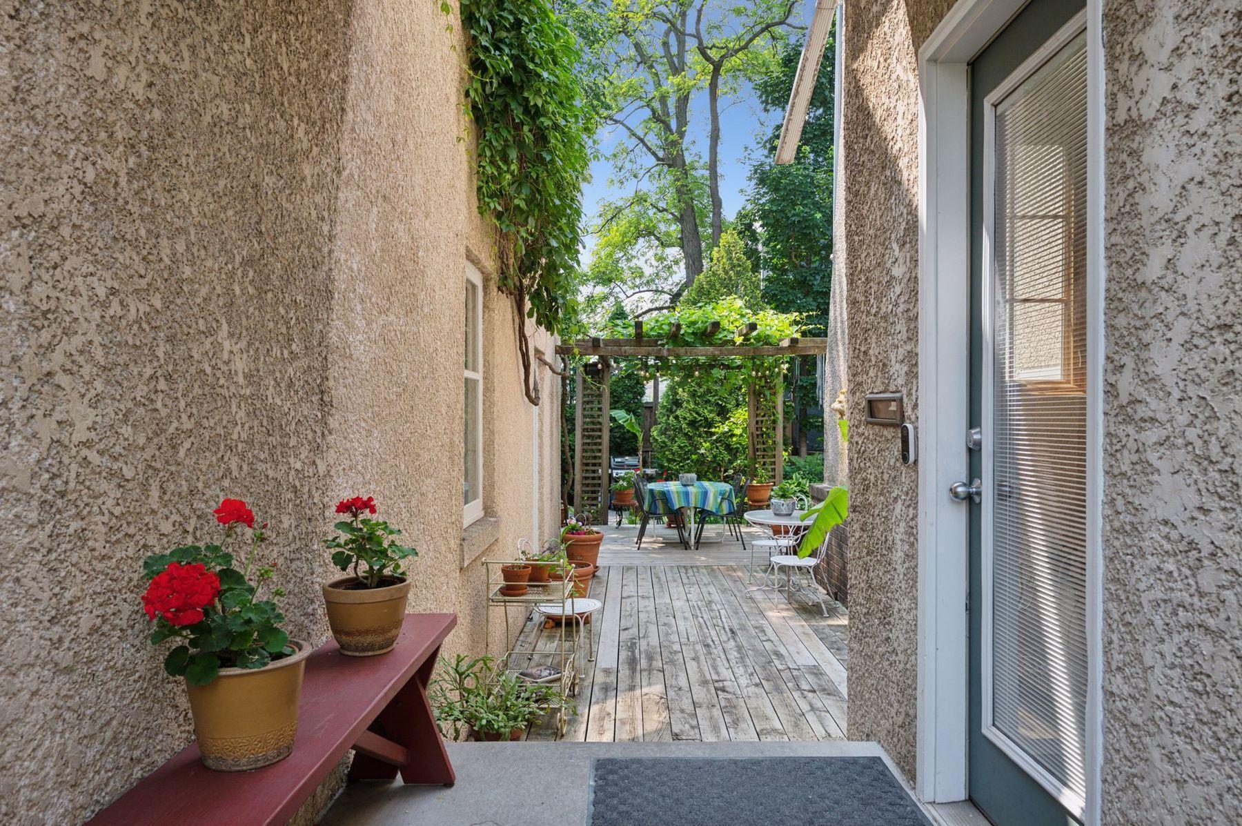 2601 Portland Avenue