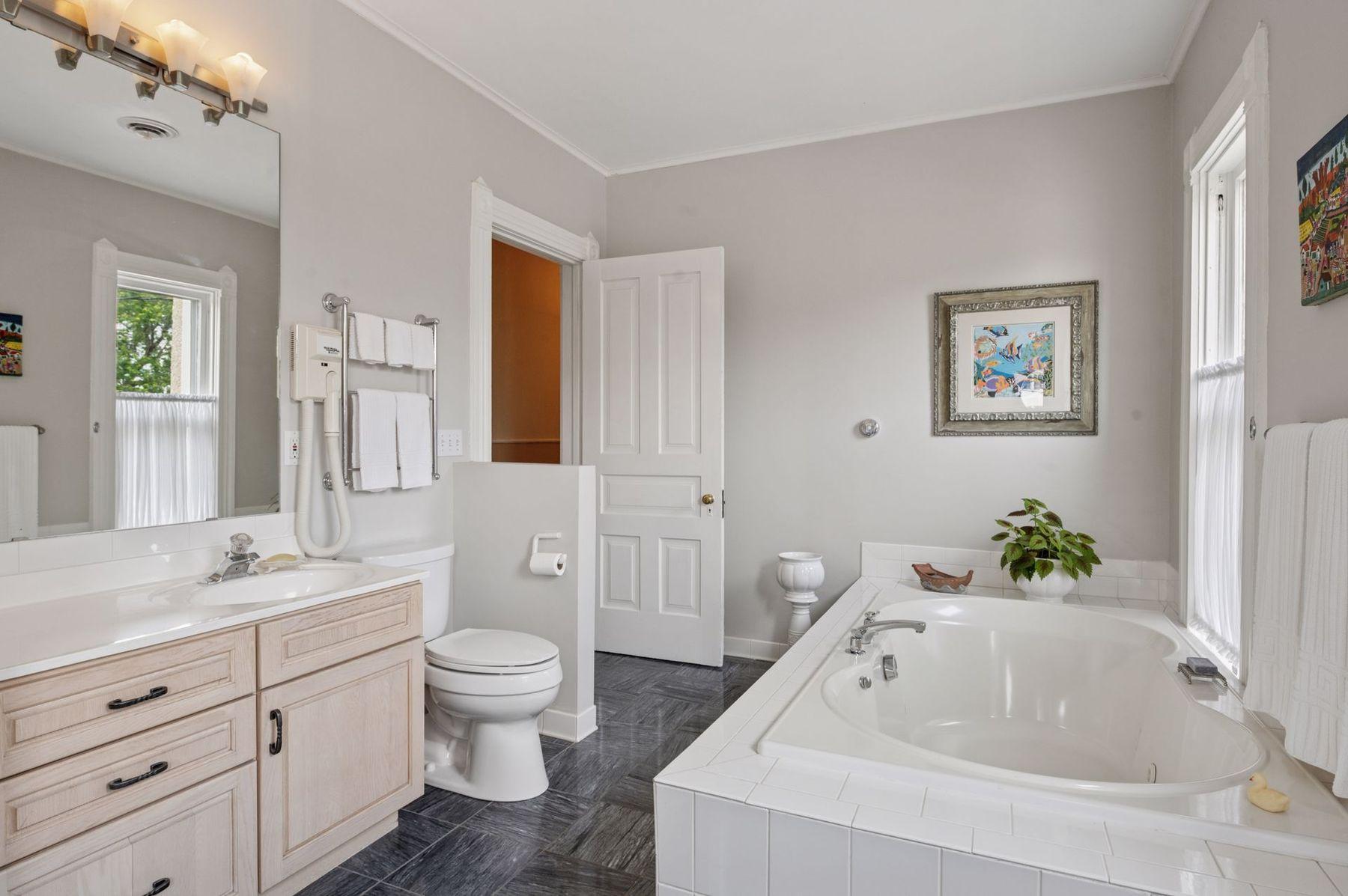 2601 Portland Avenue