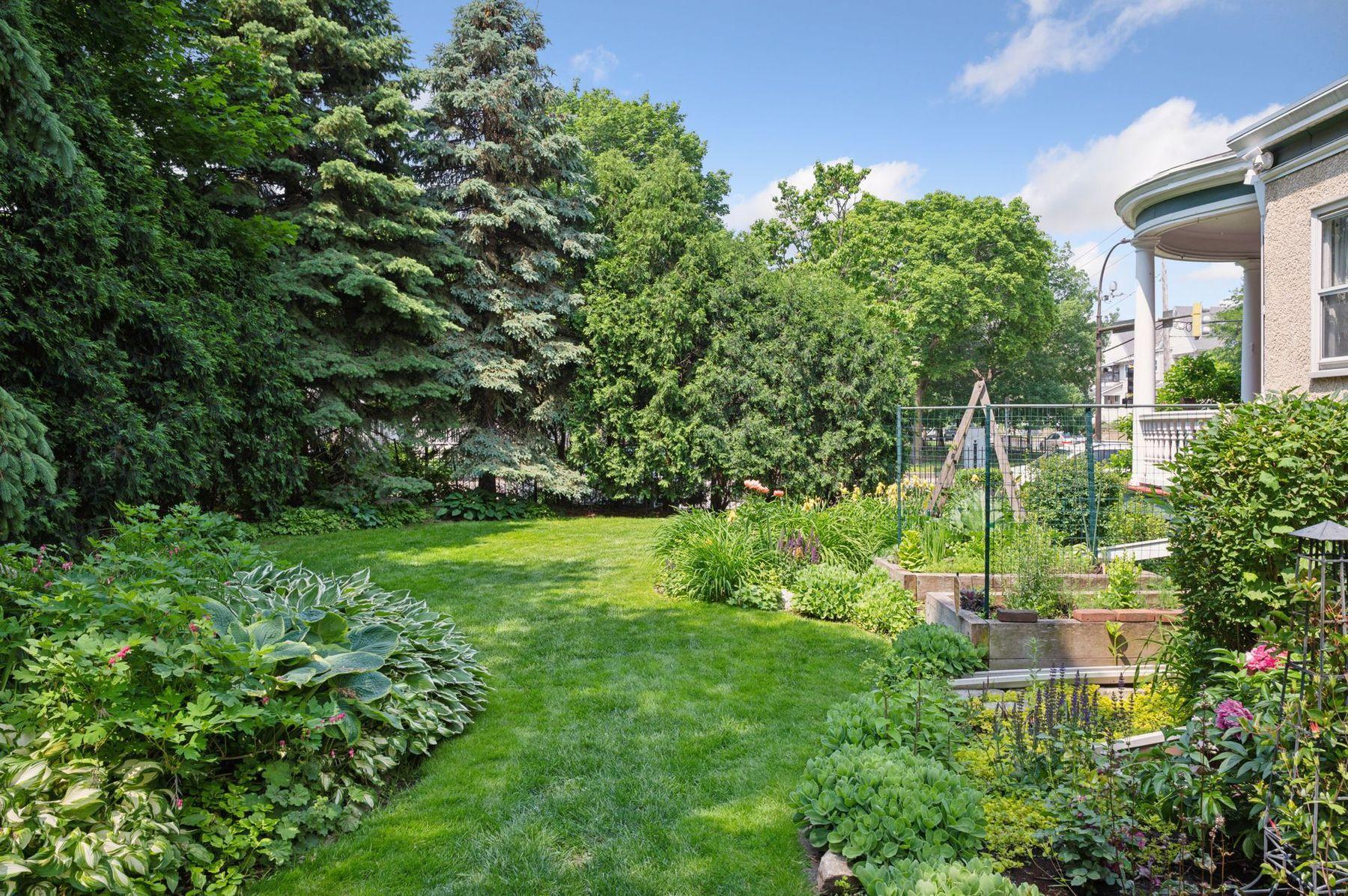 2601 Portland Avenue