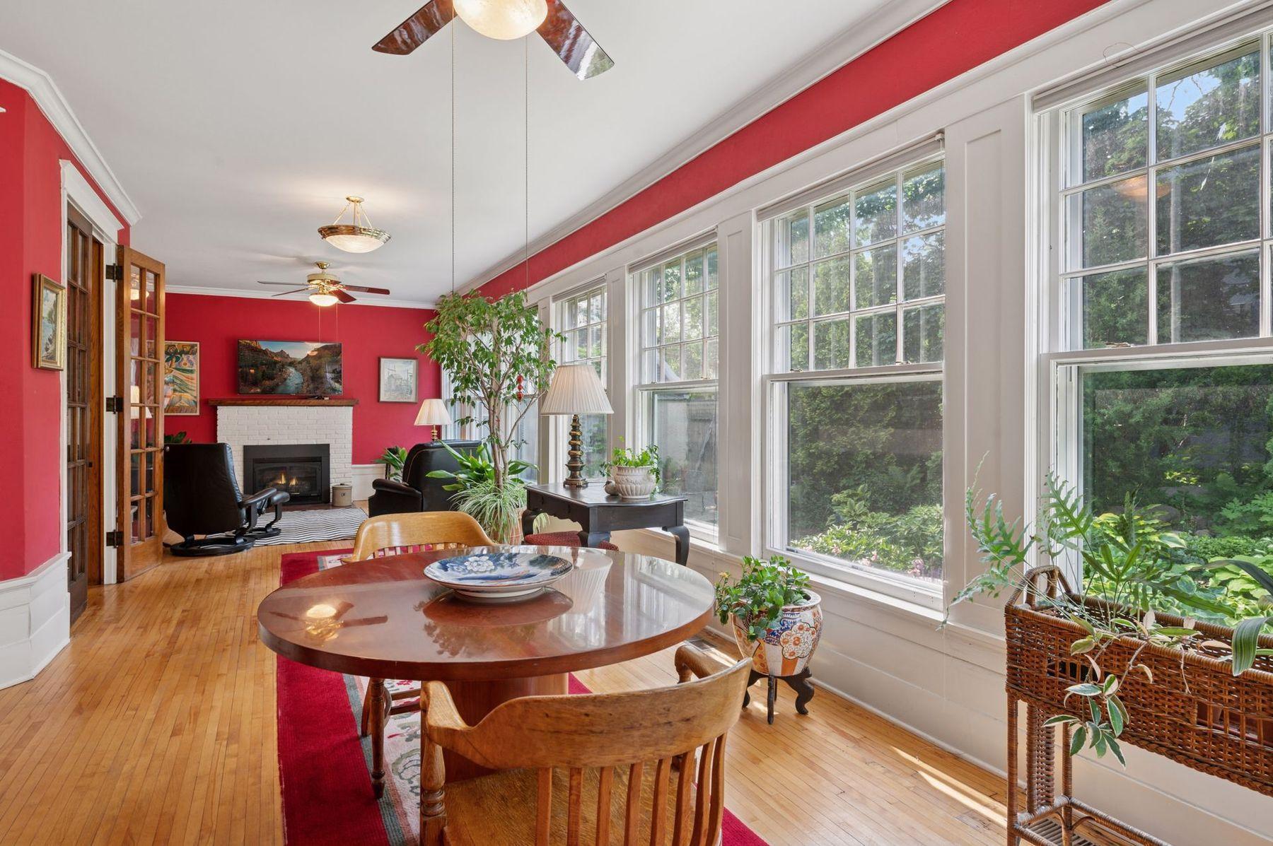 2601 Portland Avenue