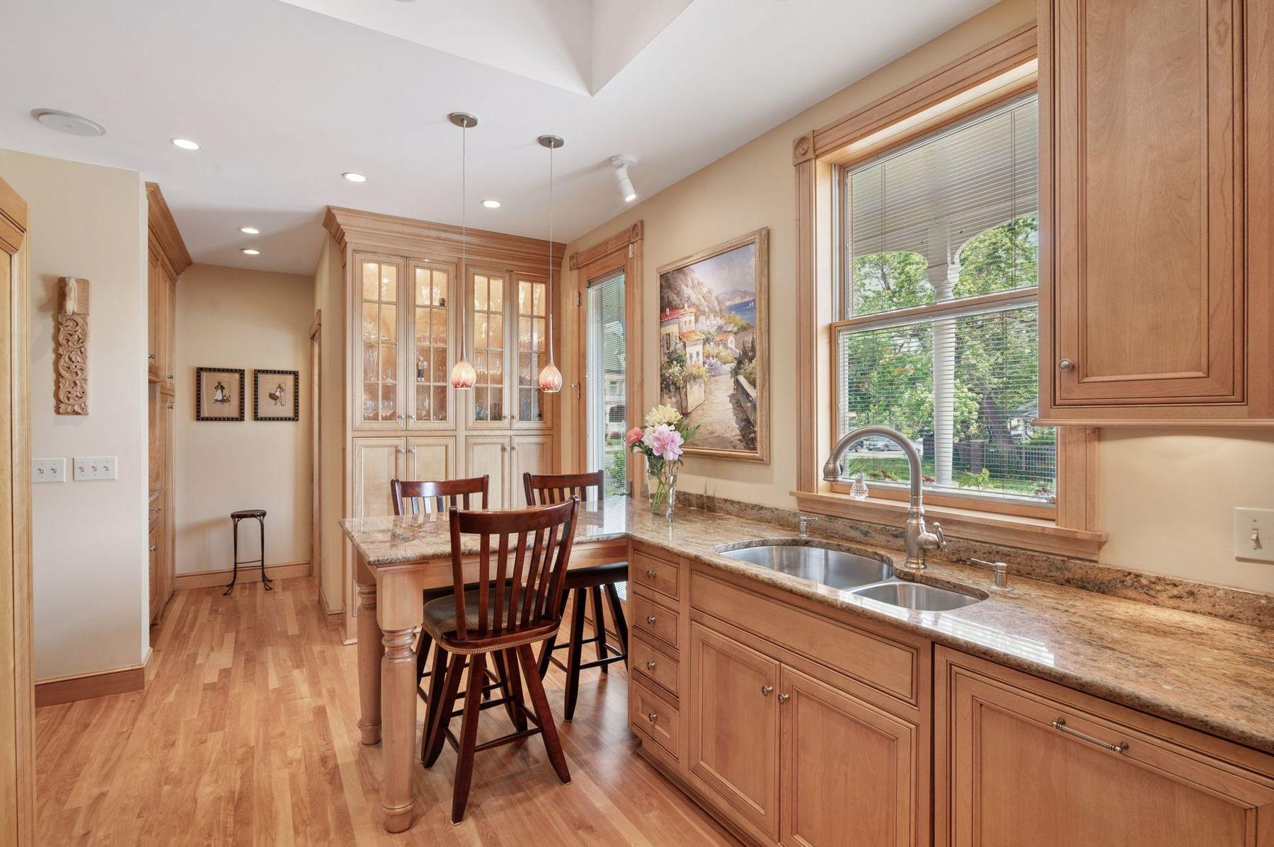 2601 Portland Avenue