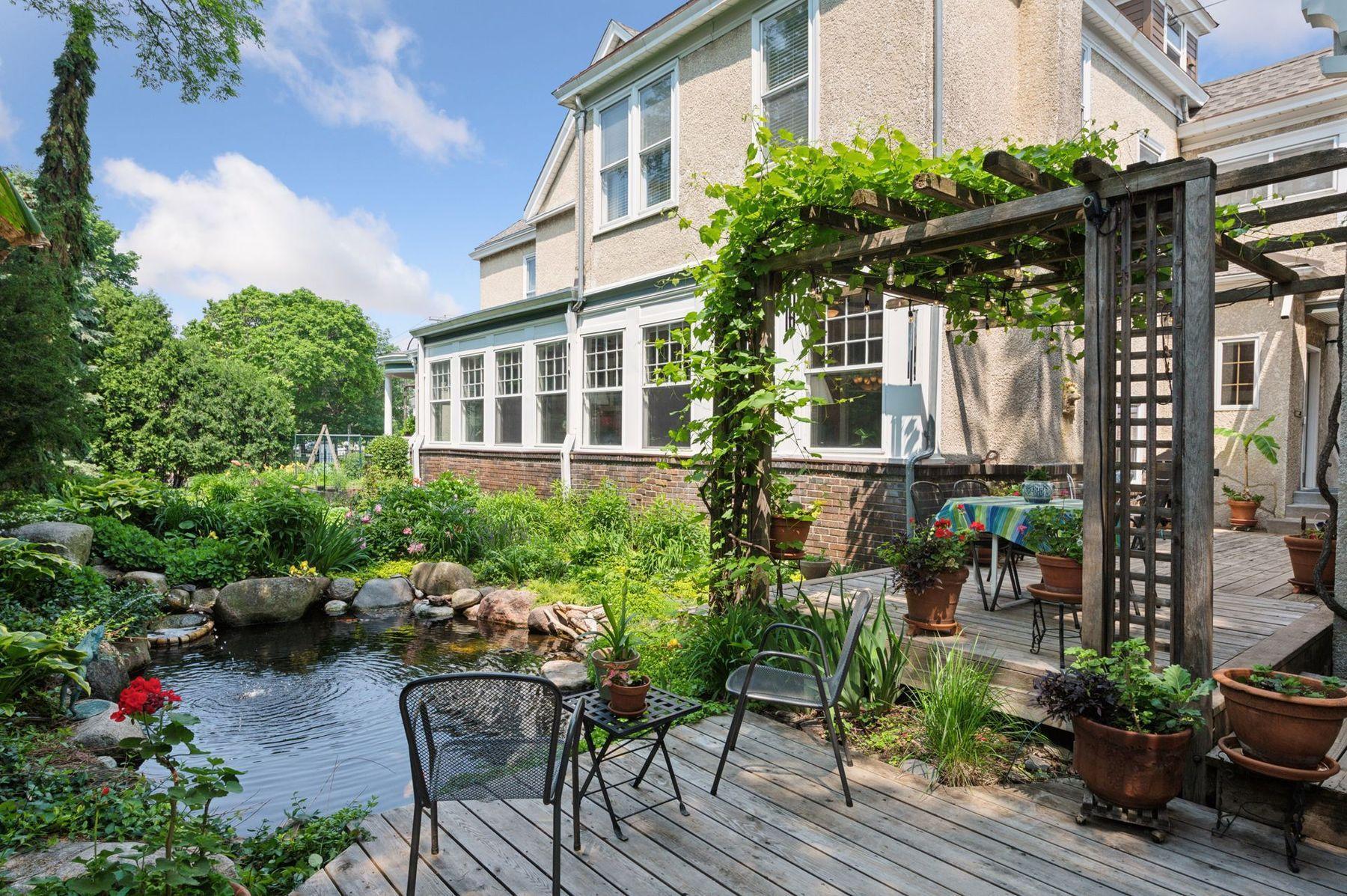 2601 Portland Avenue