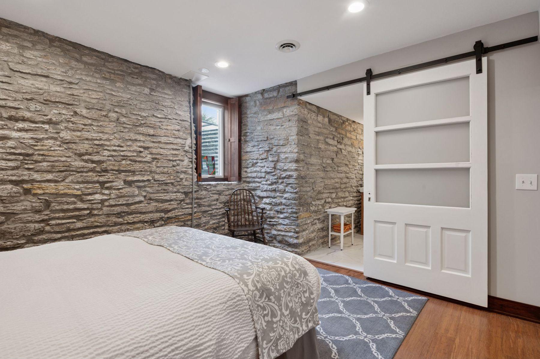 2601 Portland Avenue