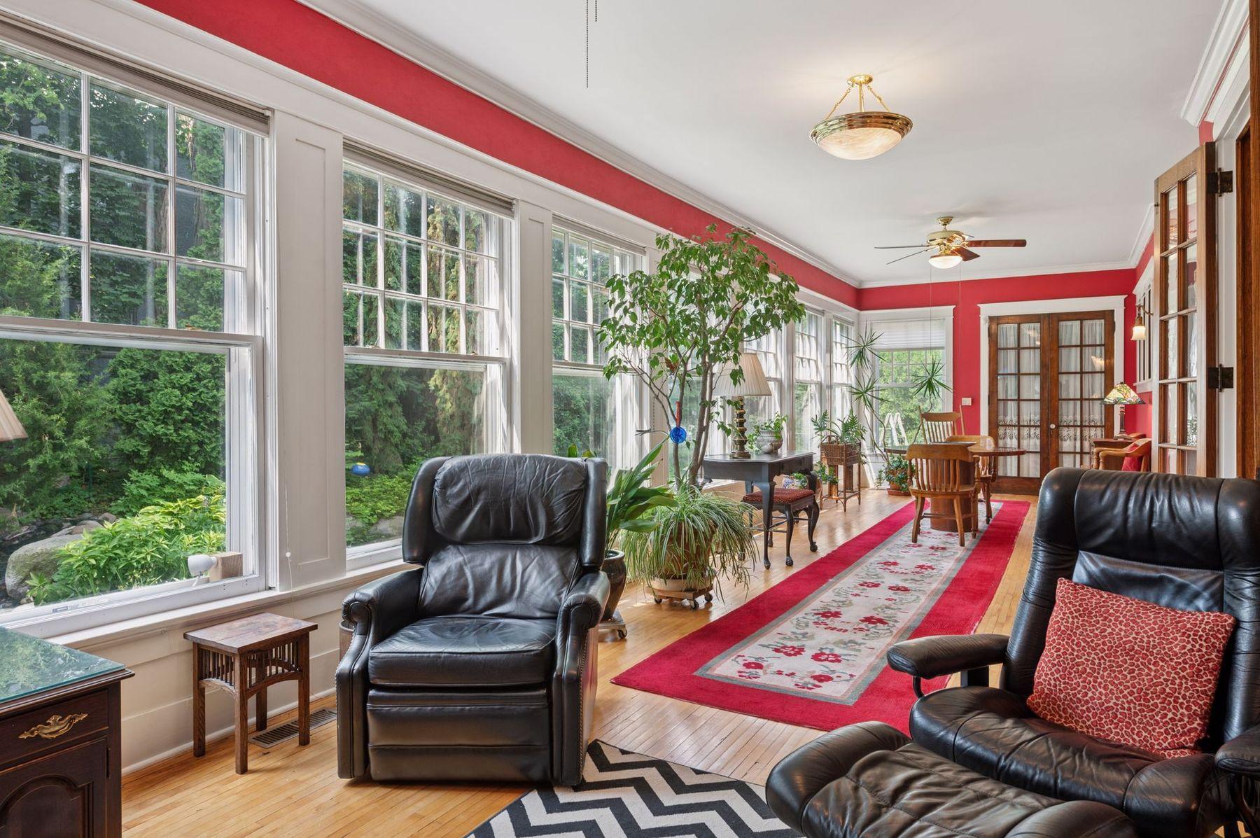 2601 Portland Avenue