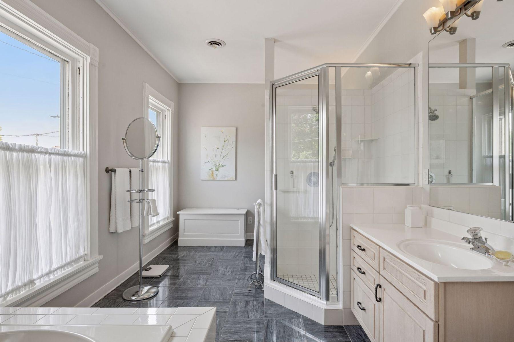 2601 Portland Avenue