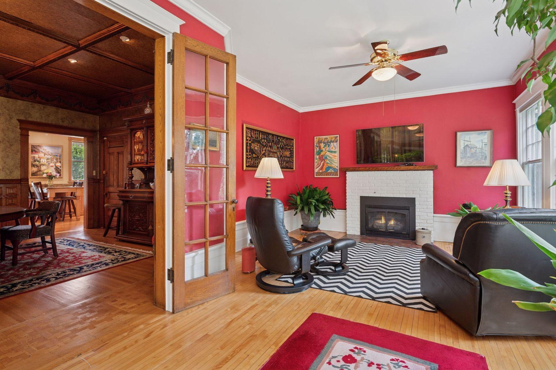 2601 Portland Avenue