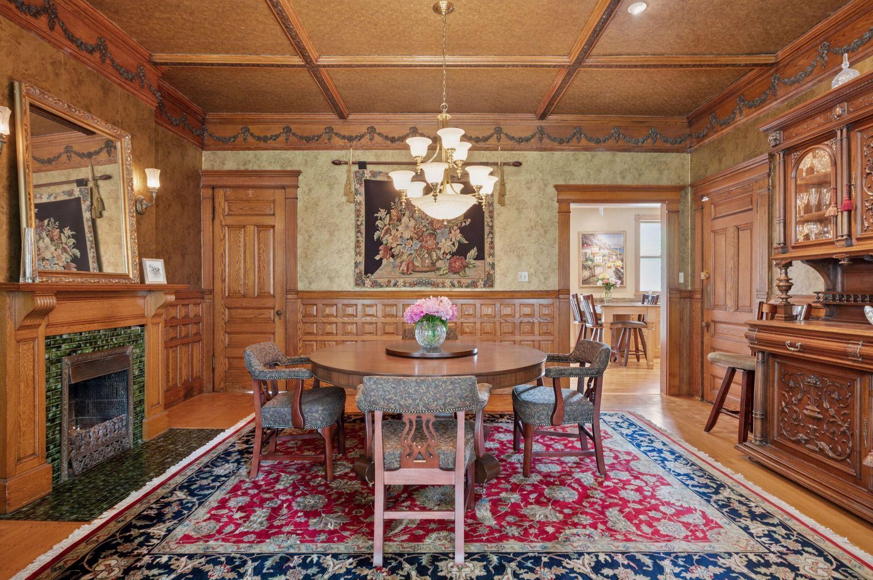 2601 Portland Avenue