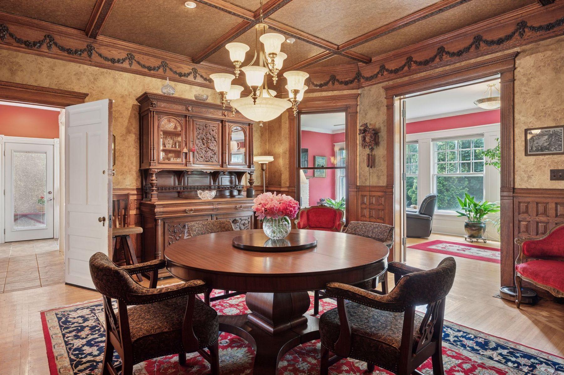 2601 Portland Avenue