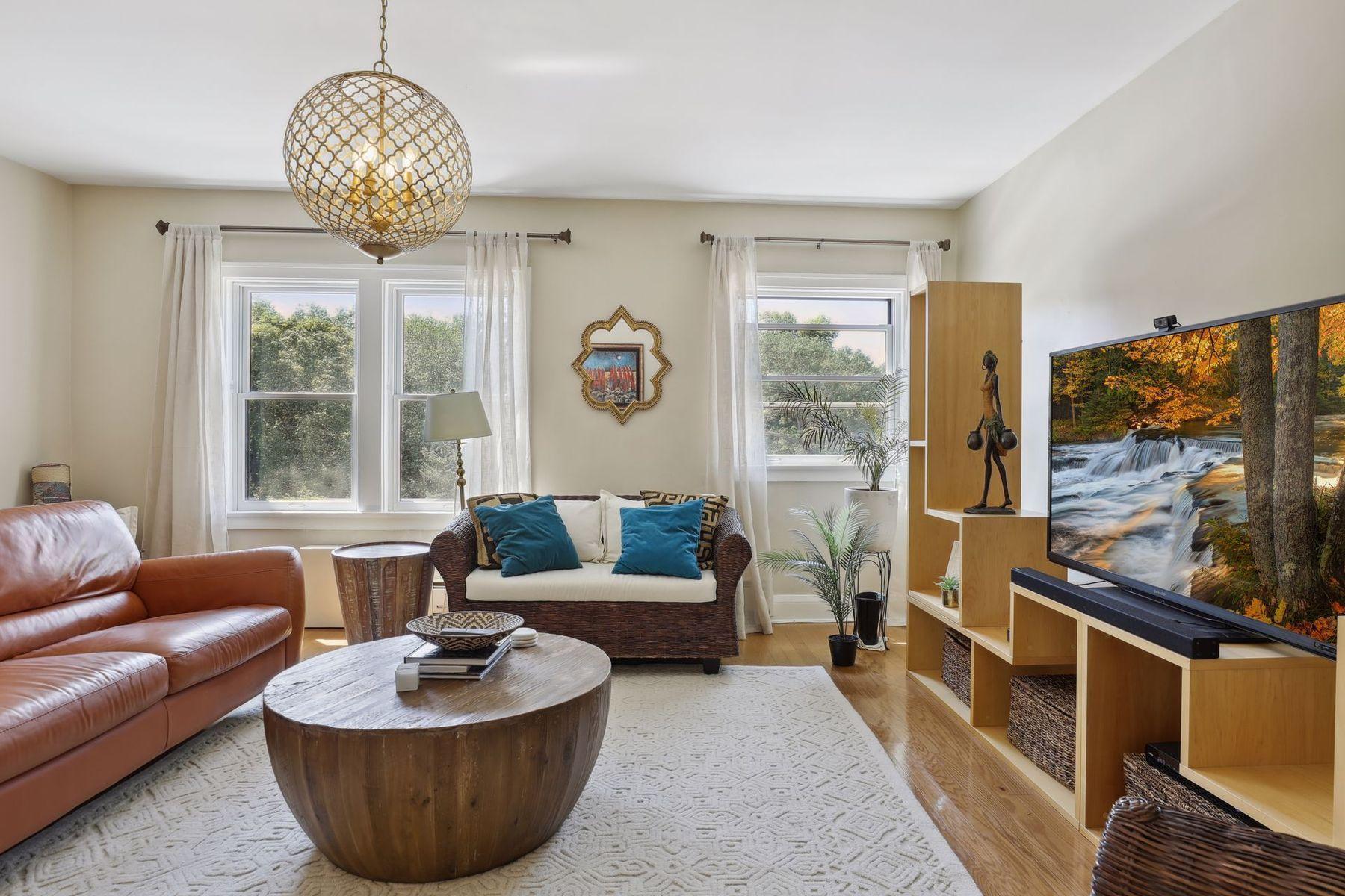 79 Western Avenue N Unit: 304
