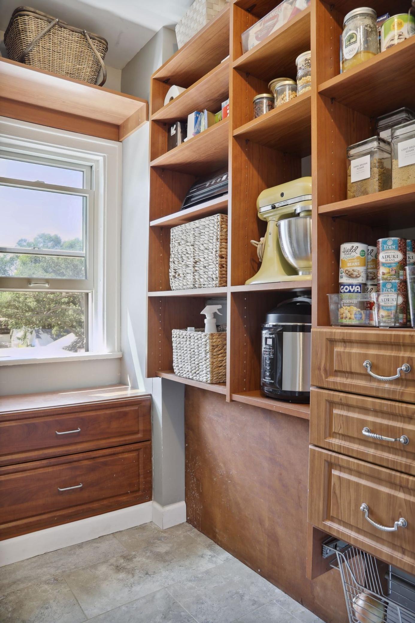 79 Western Avenue N Unit: 304