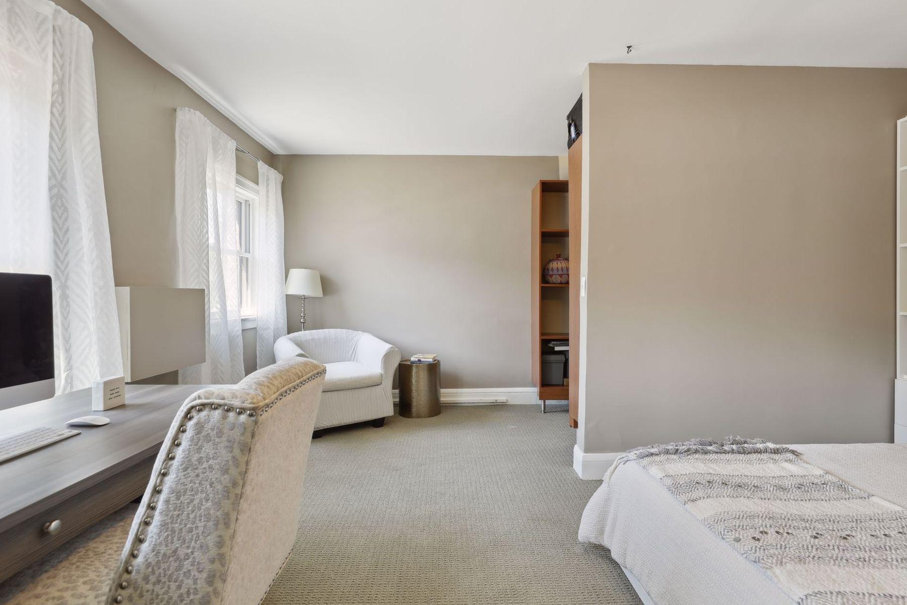 79 Western Avenue N Unit: 304
