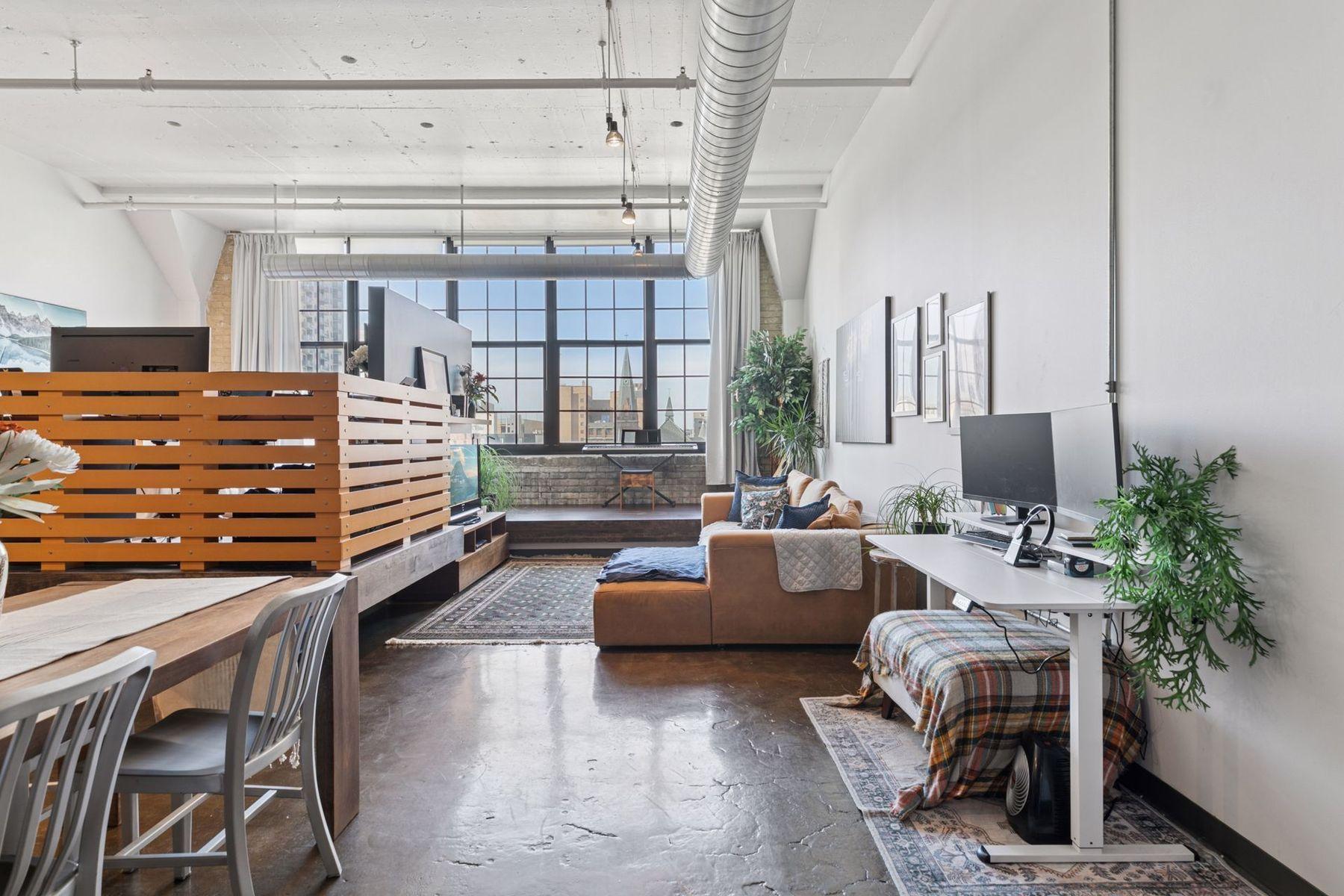 500 Robert Street N Unit: 608