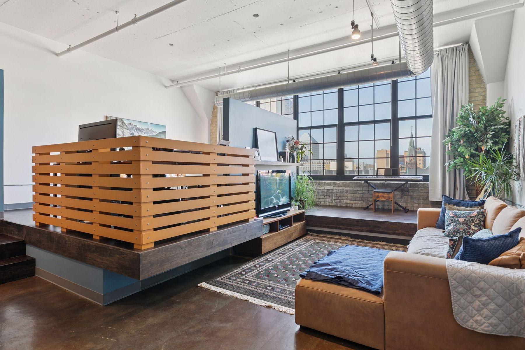 500 Robert Street N Unit: 608