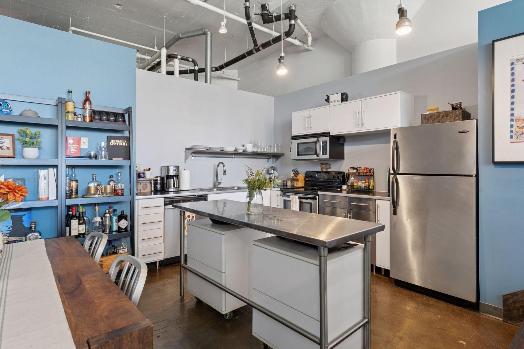 500 Robert Street N Unit: 608