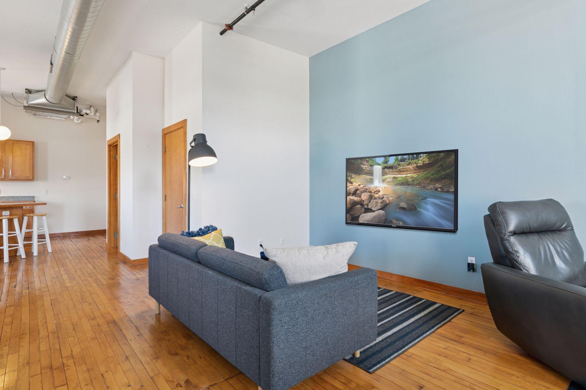 523 Jackson Street Unit: 302