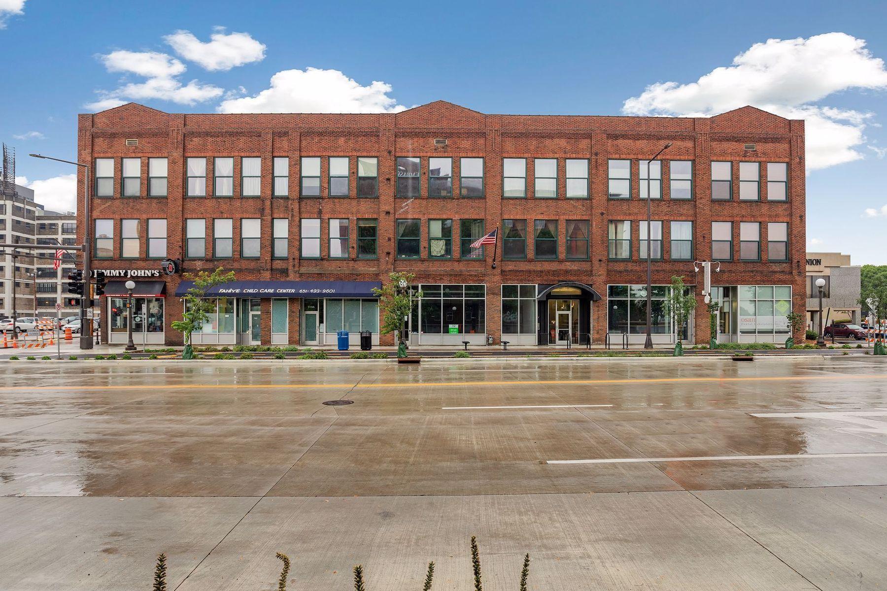 523 Jackson Street Unit: 302