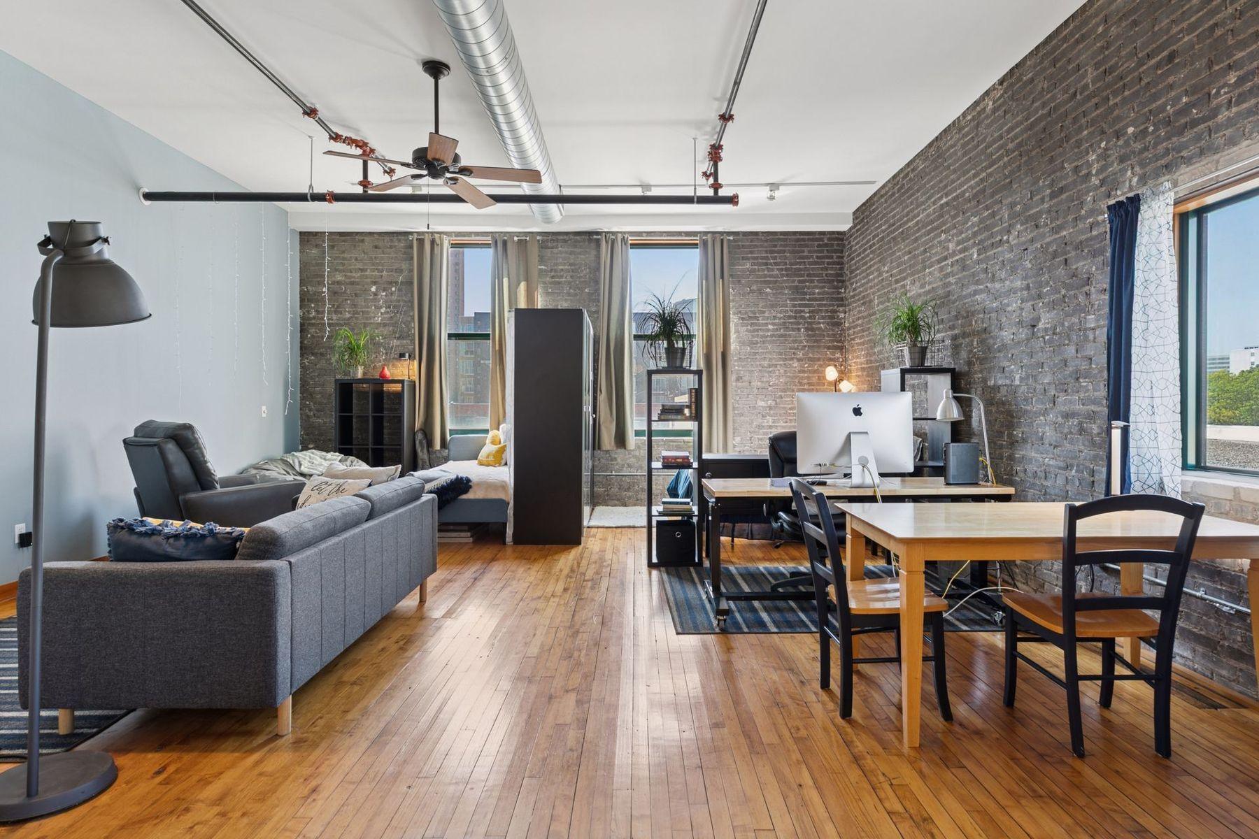 523 Jackson Street Unit: 302