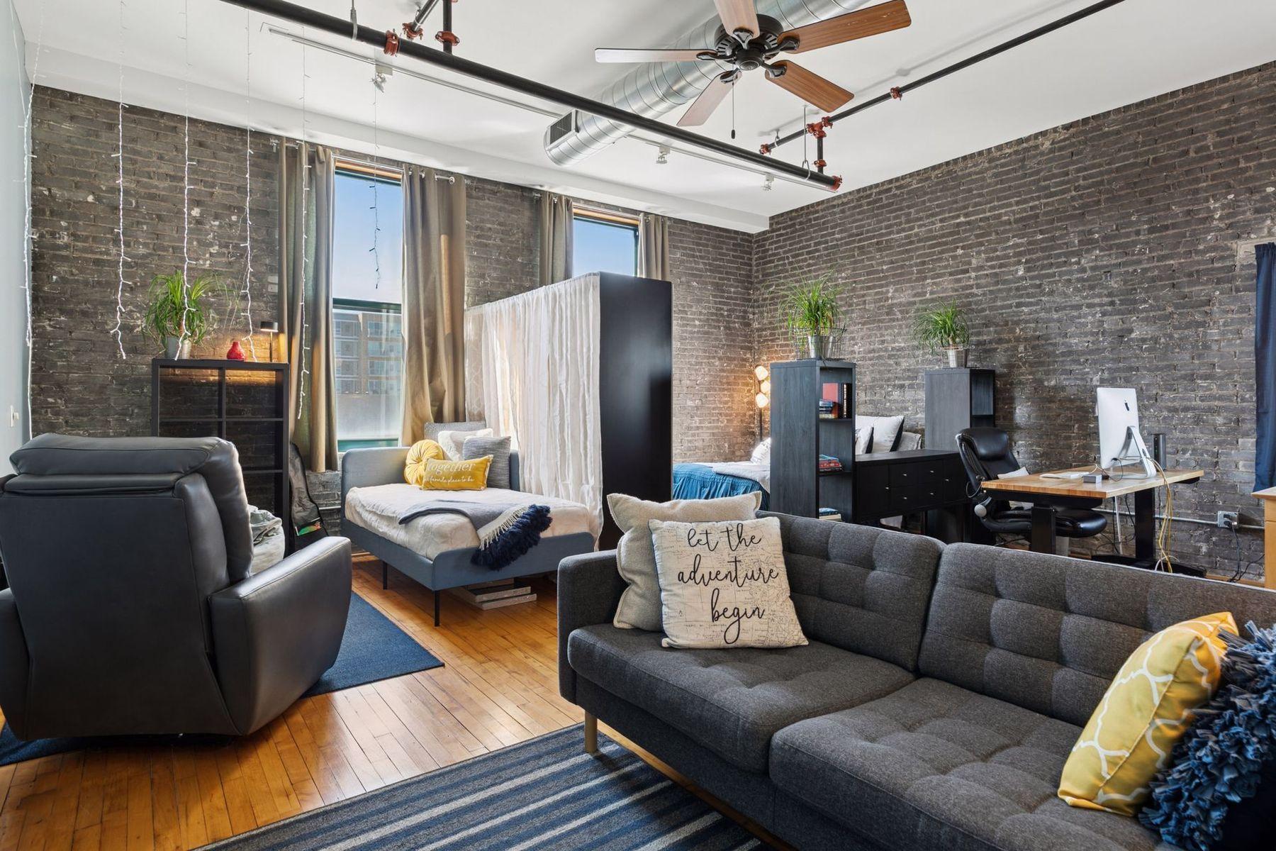 523 Jackson Street Unit: 302